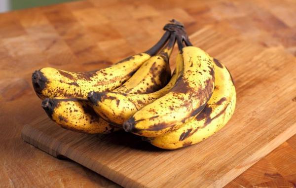 9 ایده خلاقانه برای استفاده از موزهای قهوه ای و خیلی رسیده 9 ایده خلاقانه برای استفاده از موزهای قهوه ای و خیلی رسیده